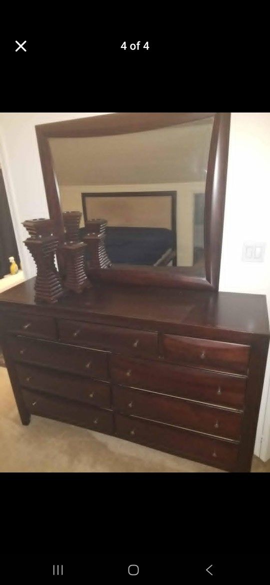 King Bedroom Set