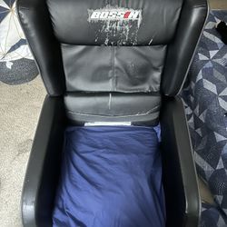 Used gaming Chair