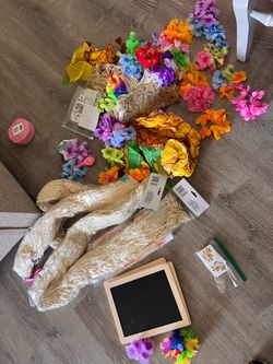 Hawaiian Party Supplies