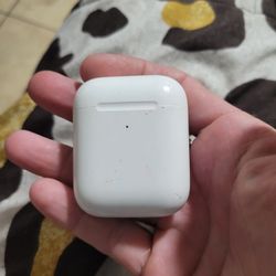 AIRPOD 2ND GEN USED $50