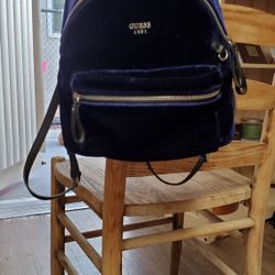 GUESS BACKPACK 