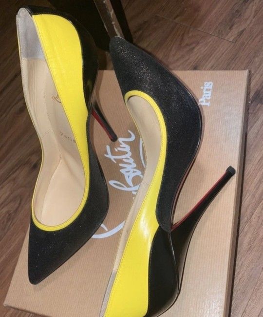 Christian Louboutin High Heel Stilettos Size 39 7.5 Or 8