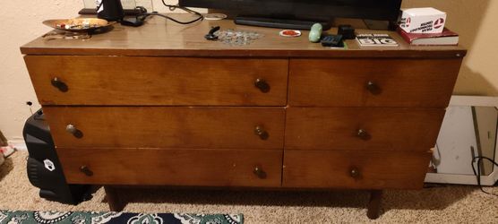 Retro dresser