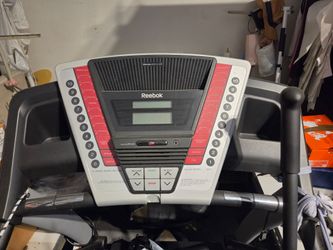 Reebok CrossWalk RT 5.0 Treadmill – $150