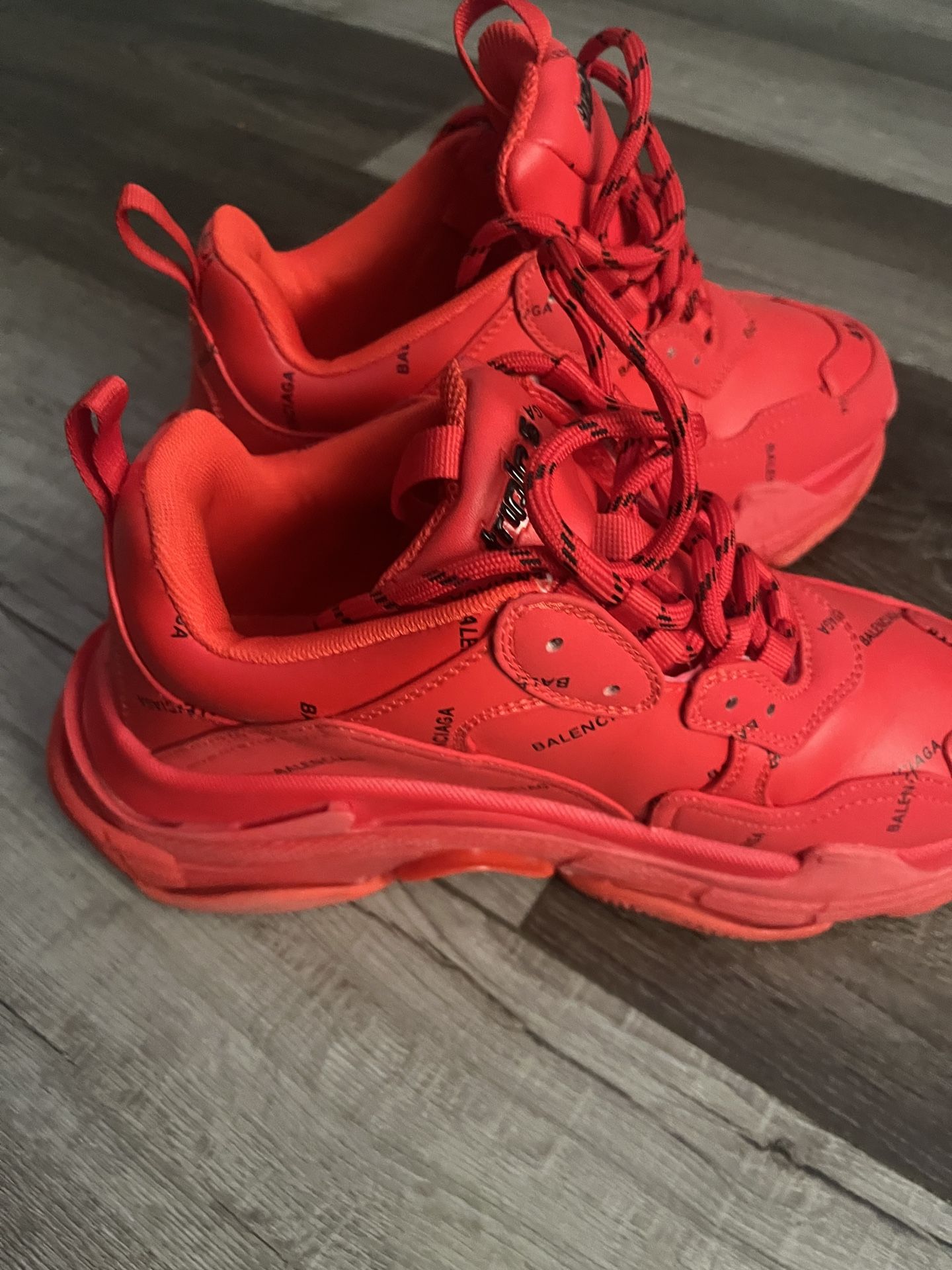 Balenciaga Triple s Size 41 Men