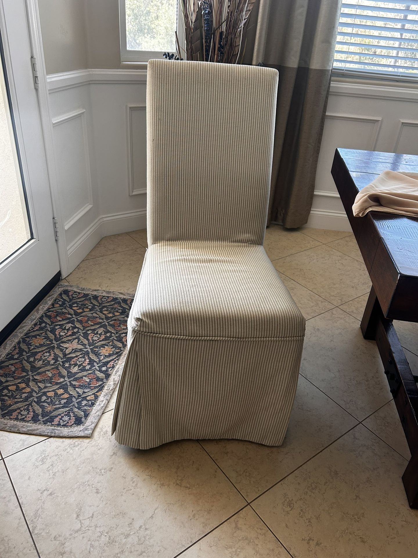 6 Slipcover Chairs White 