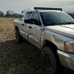 2007 Dodge Dakota