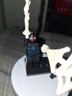 Marvel LEGO Minifigure with Accessories