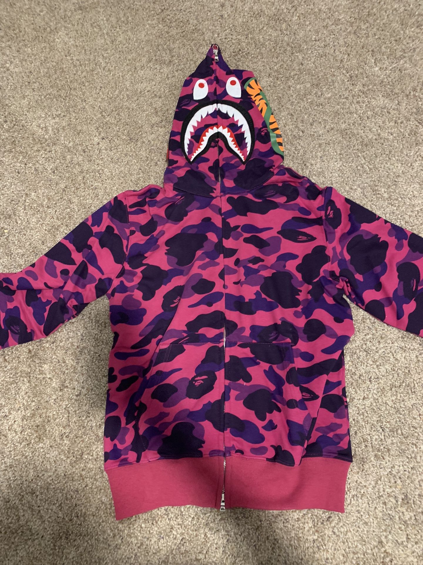 bape hoodie