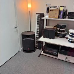 Electronic bundle ( or One Of The Other)