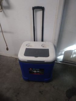 Igloo Dolly cooler