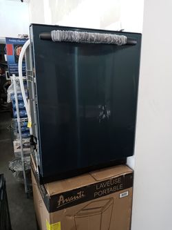 Black stainless dishwasher. New!