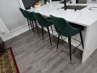 4 x Hunter Green Duhome Bar counter Stools
