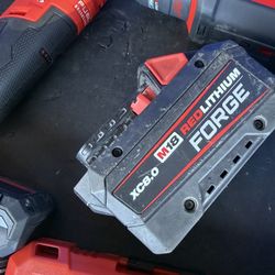 Milwaukee 8.0 Forge Battery 