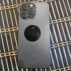 Apple iPhone 15 Pro Max 