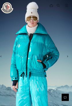 Moncler Chambairy Cropped Down Jacket, Size 1