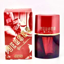 Versus by Gianni Versace Eau de Toilette Spray Women 1.7 FL oz / 50 ML New Rare Vintage