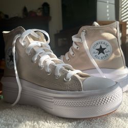 Converse Chuck Taylor Platform