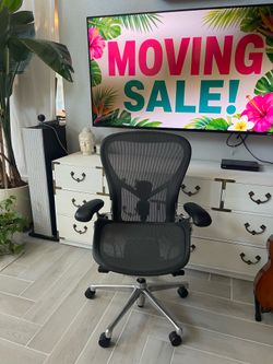 Herman Miller Aeron fully loaded office chair