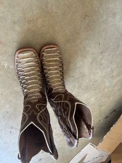 Square toe boots