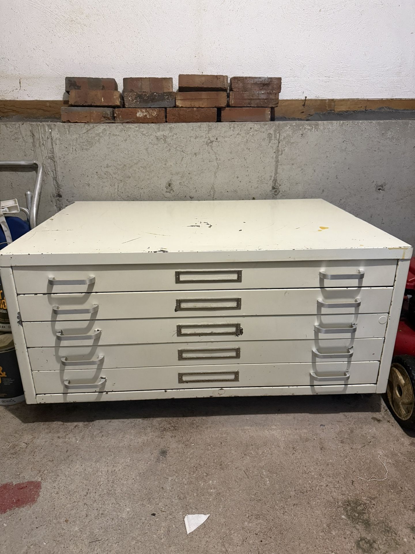 5 Drawer Metal Artist cabinet