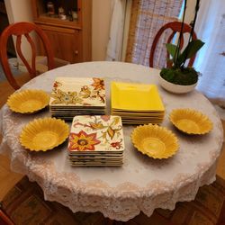 PIER ONE & POTTERY BARN DISHES CARYNTHUM PATTERN & YELLOW HARD TO FIND DISCONTINUED PATTERN