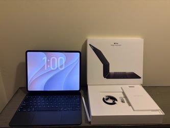 Apple IPad M4 Pro Mega Bundle