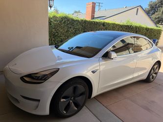 2021 Tesla 3。 for sale