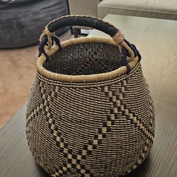Handwoven African Bolga Pot Basket – Decorative Storage & Plant Holder