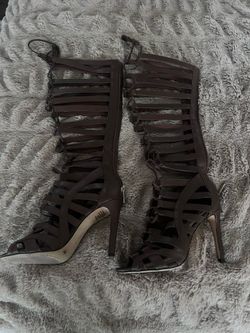 Used Vince Camuto Lace Up Heels Brown 
