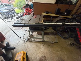 Delta Table Saw with Stand and Fence