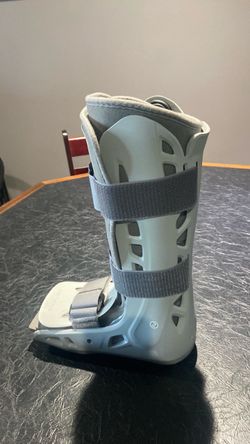 Aircast walking boot