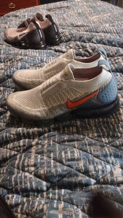 Nike Air VaporMax Moc 2 size 9