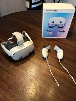 Meta Quest 3S 128GB VR Headset + Controllers + Charger + Original Box