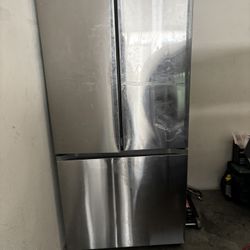 Samsung Twin Cooling Plus Refrigerator And Freezer 