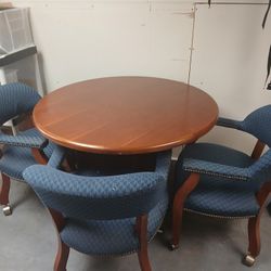 Elegant Office Round Table And  3  Chairs