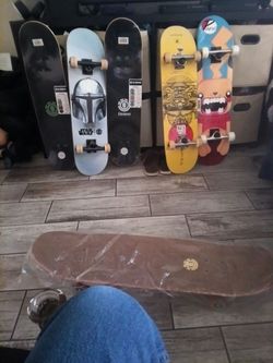 Skateboard s new used