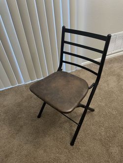 Folding chair