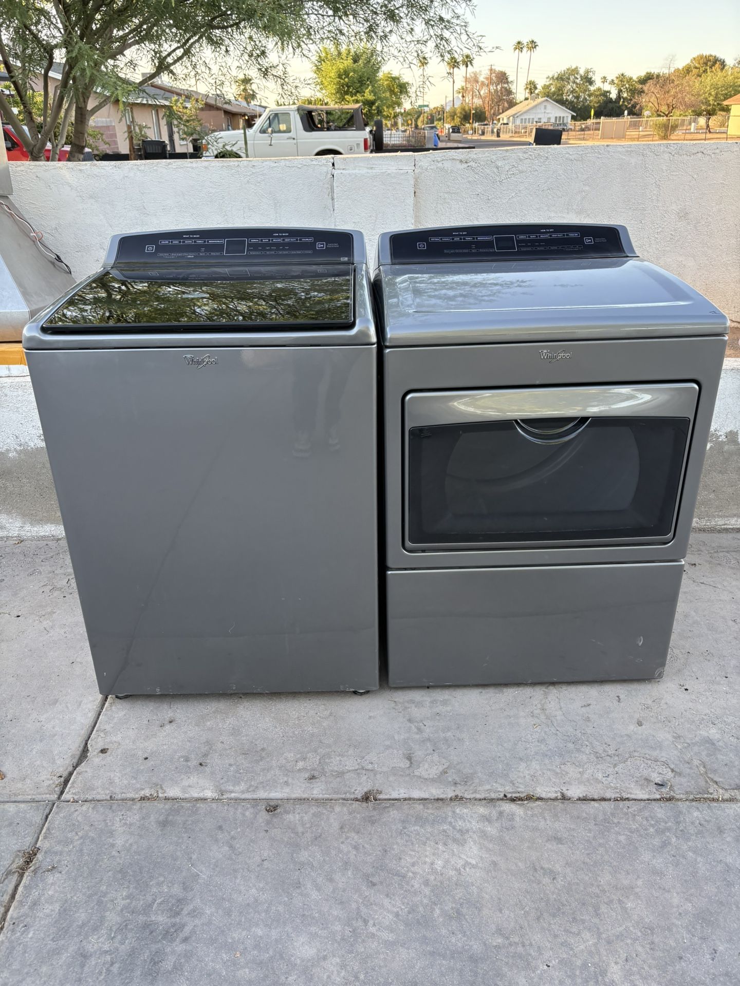 Whirlpool washer, dryer electric work perfect in good condition. Free delivery to your garage.