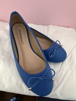 Monroe & Main Blue Slip/On Ballet Flats (size 7.5 Wide)