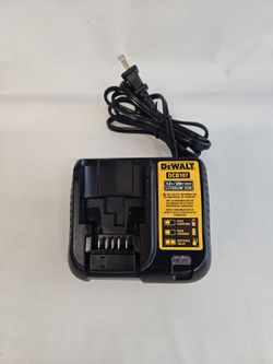 DEWALT DCB107 12V/20V Max Battery Charger P819352-S1