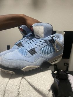 Jordan 4 Unc University Blue