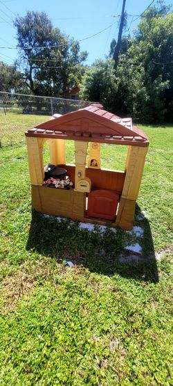 Step2 Neat & Tidy Cottage II Brown Playhouse Plastic Kids Outdoor Toy