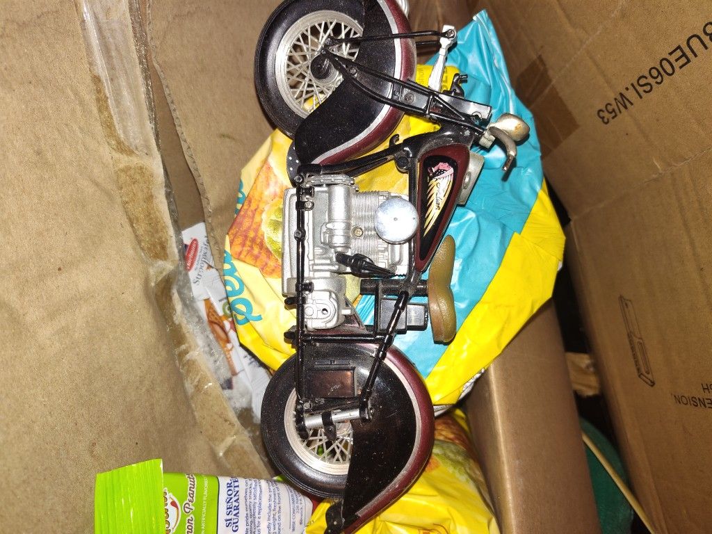 1:10  Diecast Indian Motorcycle