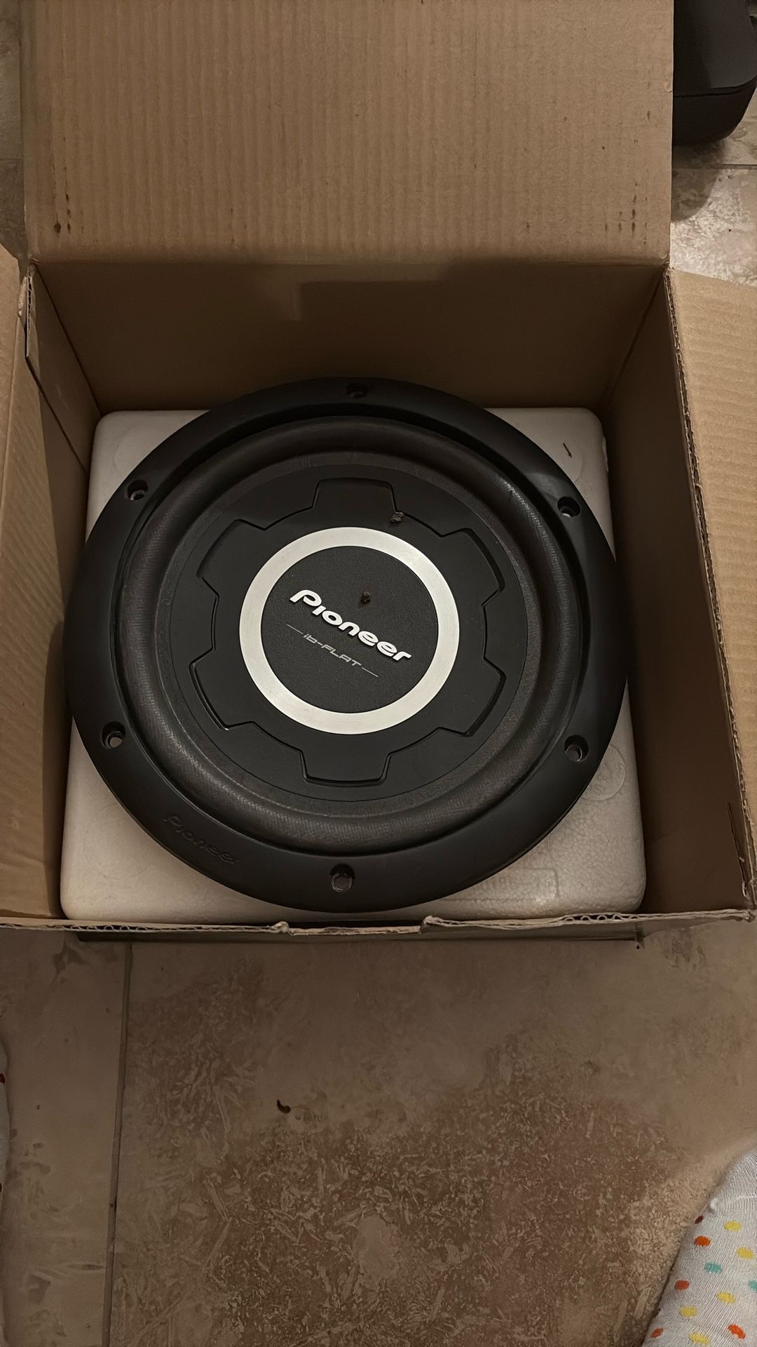 Pioneer Shallow Mount Sub Woofer