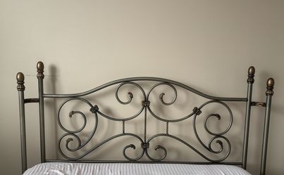 Metal Bed HB*