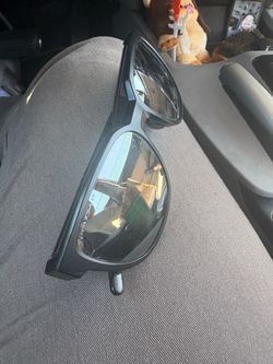 Oakley actuator polarized