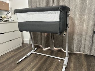 RONBEY BABY BASSINET