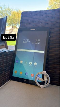Samsung Tab E - Big Screen -Like New