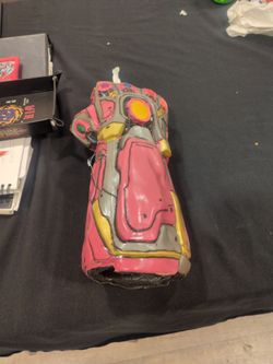 iron man gauntlet